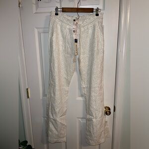 Roxy flowy beach pants, NWT! Size large.